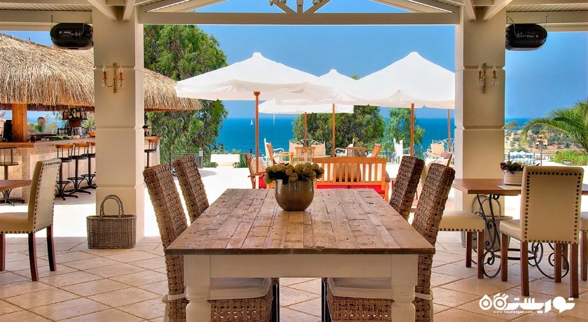 نمایی از بار لاکمپانا